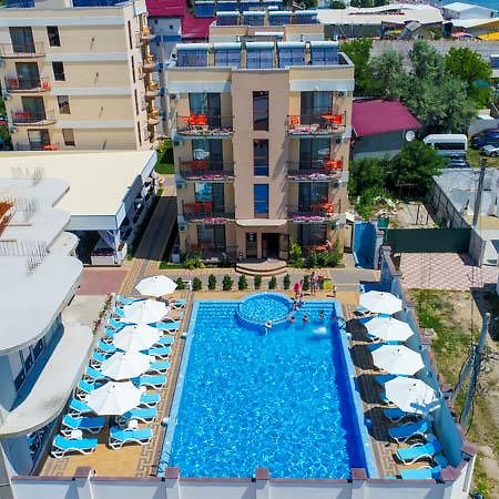 Hotel Grand More Zatoka Esterno foto